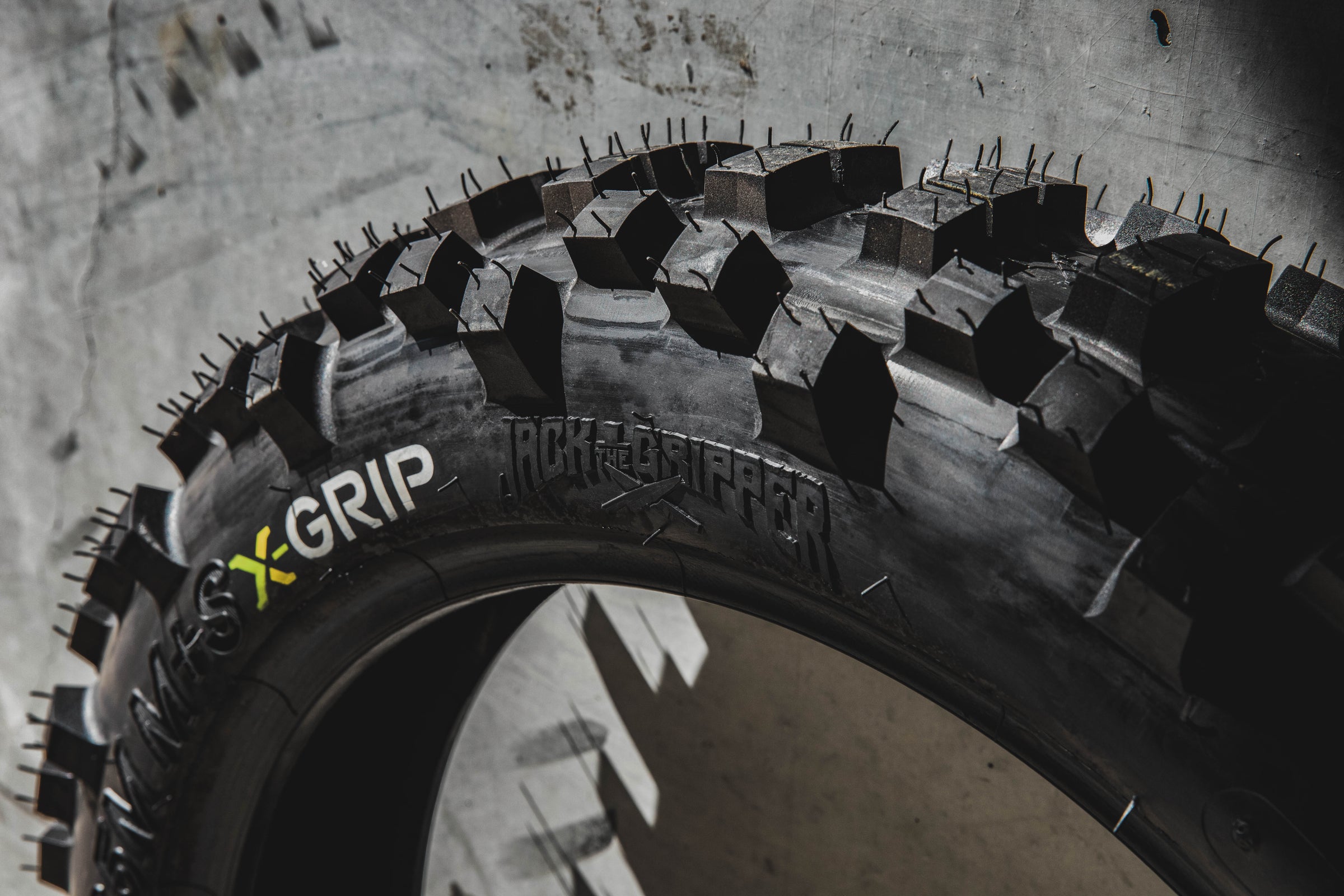 ジャックザグリッパー　X-GRIP 140/80-18 新品 X-GRIP JACK the GRIPPER 140/80-18 - RD-xgrip